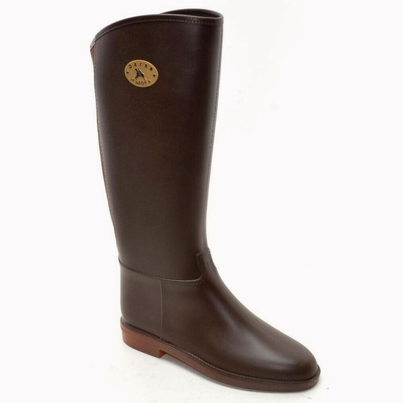 Brown PVC Round Toe Flat Shoes New - Picture 1 of 5